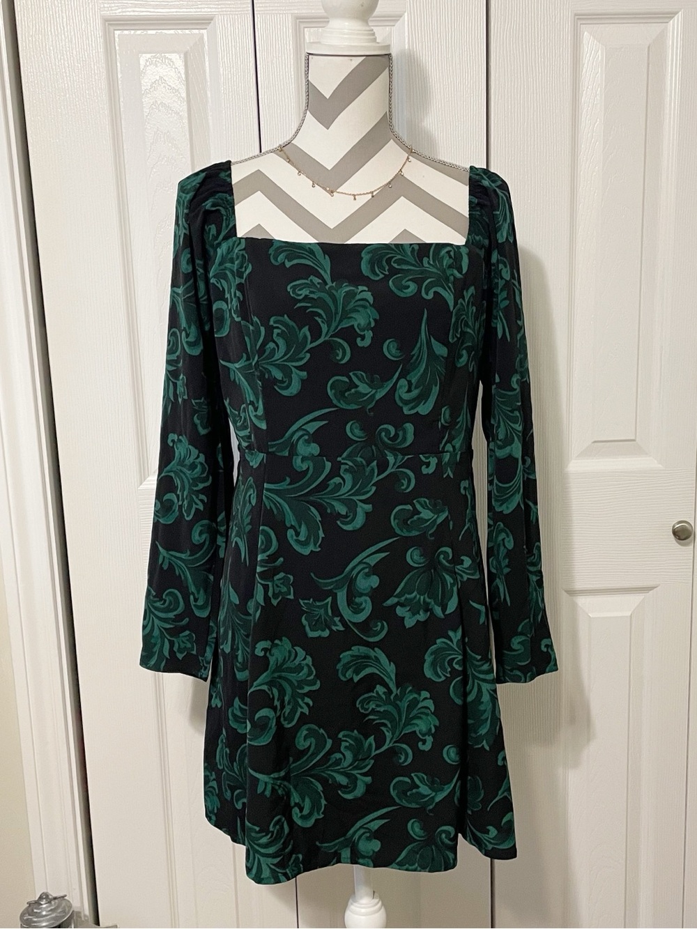 Abercrombie & Fitch Black Dress with Dark Green Scroll Print, Long Sleeve